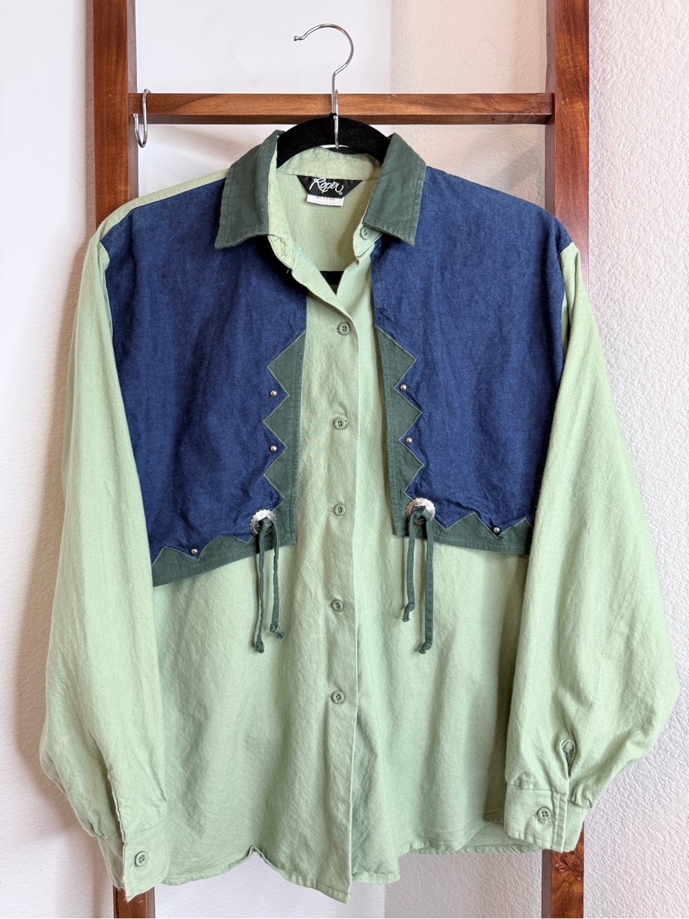 Vintage Roper Women’s Western Shirt Medium Colorblock Concho Made in USA
